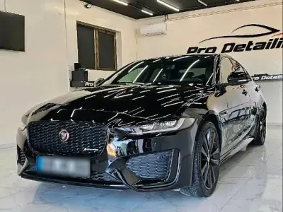 Gebraucht Jaguar XE R-Dynamic 300 PS (220 kW) 2020 Schwarz Limousine