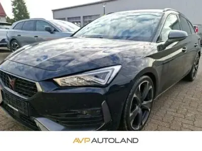 Gebraucht Cupra Leon VZ 310 PS (228 kW) 2023 Mitternachtsschwarz Limousine