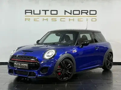 Używany Mini John Cooper Works 231 KM (169 kW) 2019 Niebieski Hatchback