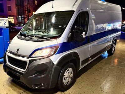 Silber Gebraucht 2021 Peugeot Boxer Van | 16.900 €