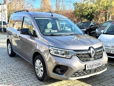 Grau Gebraucht 2023 Renault Kangoo Equilibre Van / Kleinbus | 20.890 € (Guter Preis)
