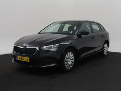 Używany Skoda Scala Active 95 KM (69 kW) 2021 Czarny Hatchback