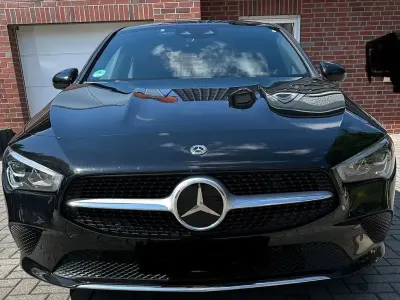 Gebraucht Mercedes CLA200 150 PS (110 kW) 2021 Schwarz Coupé