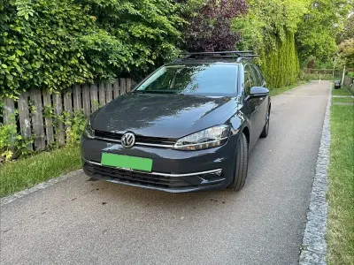 Second-hand VW Golf VII Comfortline 150 CP (110 kW) 2019 Gri Break