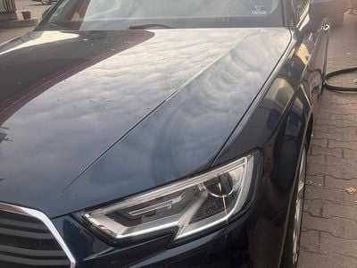 Second-hand Audi A3 Sport 184 CP (135 kW) 2018 Albastru Berlinǎ
