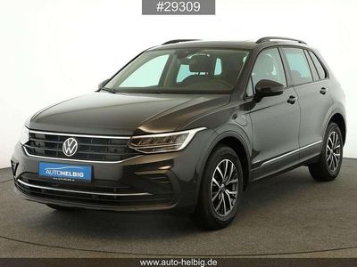 Grau Gebraucht 2022 VW Tiguan Life SUV | 24.990 € (Guter Preis)