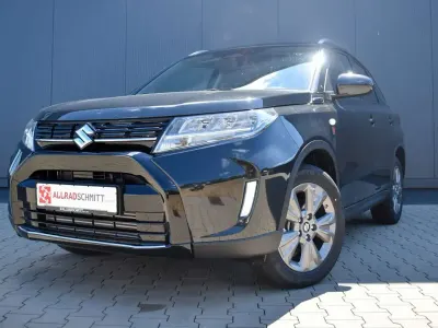 Neu Suzuki Vitara Comfort 109 PS (80 kW) 2026 Schwarz SUV