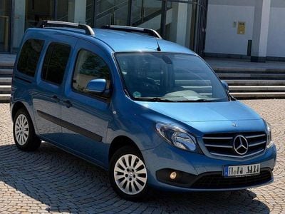Second-hand Mercedes Citan 111 Edition 116 CP (85 kW) 2020 Albastru Break
