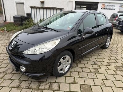 Schwarz Gebraucht 2009 Peugeot 207 Urban Move Limousine | 3.290 € (Etwas zu teuer)