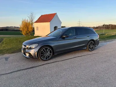Gebraucht Mercedes C43 AMG AMG 390 PS (286 kW) 2019 Grau Limousine