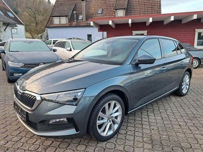 Grau Gebraucht 2020 Skoda Scala Style Kleinwagen | 14.400 € (Fairer Preis)