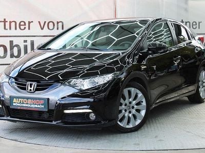 Crystal black Gebraucht 2012 Honda Civic Limousine | 7.950 € (Teuer)