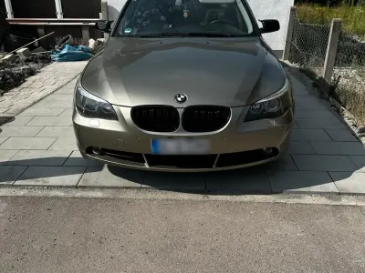 Gebraucht BMW 530 218 PS (160 kW) 2004 Beige Limousine
