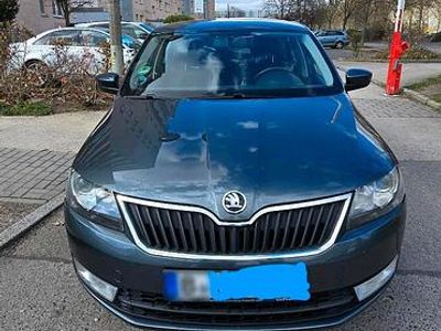 Gebraucht Skoda Rapid 105 PS (77 kW) 2014 Andere farben Kleinwagen