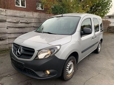Mercedes Citan 111