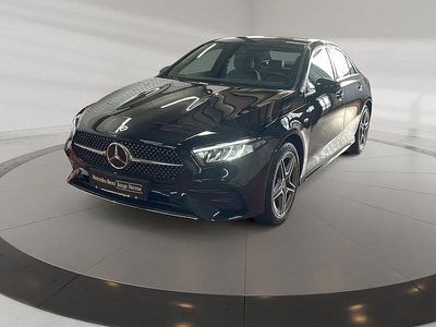 Gebraucht Mercedes A250 AMG 218 PS (160 kW) 2025 Metalliclack kosmosschwarz Limousine