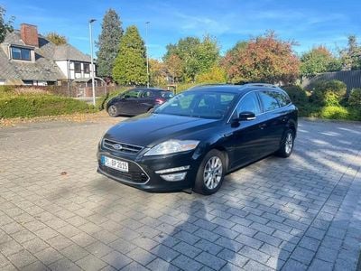 Schwarz Gebraucht 2012 Ford Mondeo Kombi | 2.490 € (Fairer Preis)