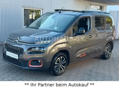 Gebraucht Citroën Berlingo Shine 131 PS (96 kW) 2021 Grau Van / Kleinbus