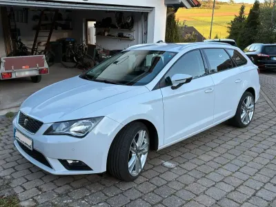 Usata Seat Leon ST Style 110 CV (80 kW) 2015 Bianco Station wagon