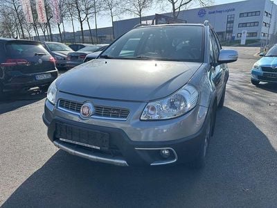 Gebraucht Fiat Sedici Lounge 135 PS (99 kW) 2012 Grau SUV