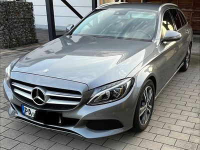 Gebraucht Mercedes C180 156 PS (114 kW) 2015 Grau Limousine