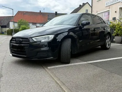 Używany Audi A3 Design 150 KM (110 kW) 2019 Czarny Sedan/Limuzyna