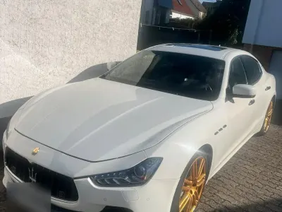 Gebraucht Maserati Ghibli 275 PS (202 kW) 2013 Weiß Limousine