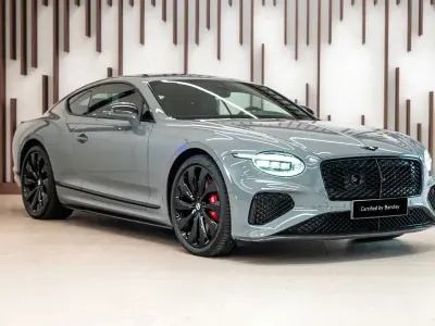 Gebraucht Bentley Continental 680 PS (500 kW) 2026 Grau