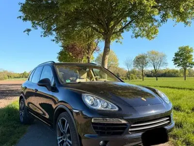 Gebraucht Porsche Cayenne 245 PS (180 kW) 2012 Schwarz SUV