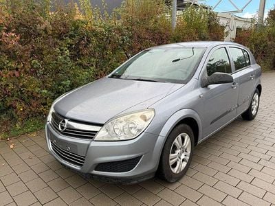 Gebraucht Opel Astra Selection 90 PS (66 kW) 2009 Silber Limousine