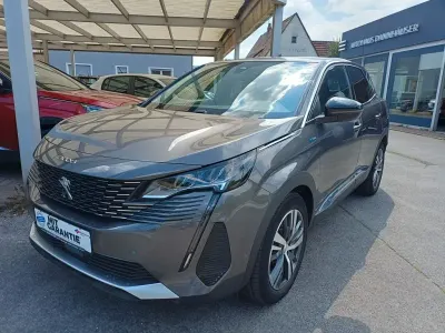 Gebraucht Peugeot 3008 Allure 224 PS (164 kW) 2022 Grau SUV