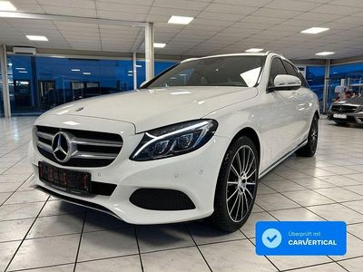 Weiß Gebraucht 2015 Mercedes C250 Limousine | 18.950 € (Teuer)