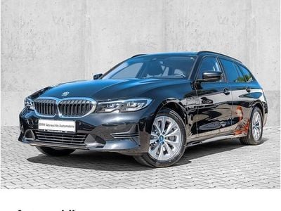 BMW 330e