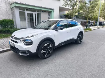 Gebraucht Citroën C4 Shine 131 PS (96 kW) 2022 Weiß Limousine