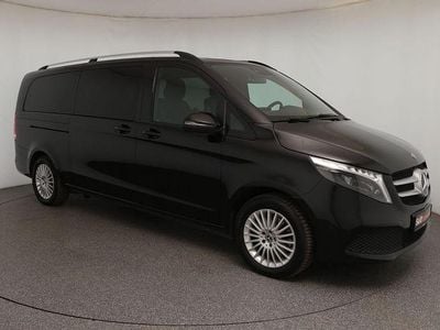Schwarz Gebraucht 2024 Mercedes V300 Van / Kleinbus | 54.880 € (Superpreis)
