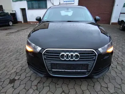 Gebraucht Audi A1 Attraction 80 PS (58 kW) 2014 Schwarz Kleinwagen