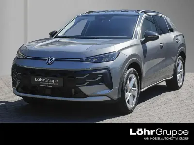 Neu VW T-Roc 150 PS (110 kW) 2026 Wolf grey metallic schwarz uni SUV