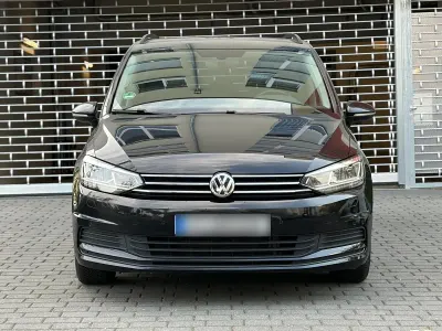 Gebraucht VW Touran 150 PS (110 kW) 2020 Schwarz Van / Kleinbus