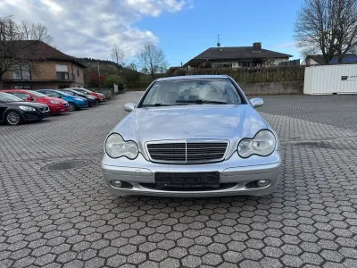 Second-hand Mercedes C200