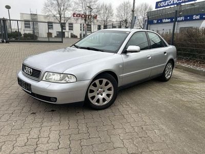 Silber Gebraucht 1999 Audi A4 Limousine | 590 € (Superpreis)