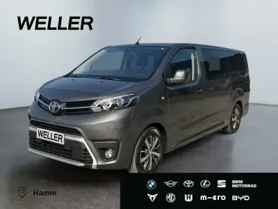 Usata Toyota Proace Verso Executive 177 CV (130 kW) 2024 Grigio Station wagon