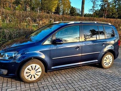 Second-hand VW Touran Highline 140 CP (102 kW) 2010 Albastru Monovolum