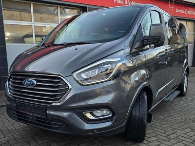 Magneticgrau (metallic) Gebraucht 2019 Ford Transit Custom Titanium Van / Kleinbus | 36.999 €