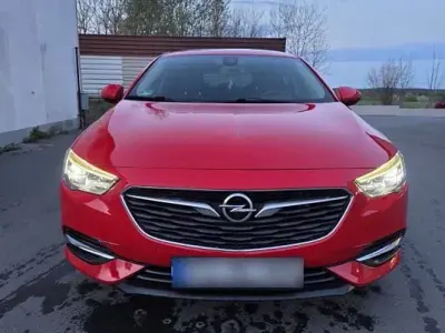 Gebraucht Opel Insignia Sport 170 PS (125 kW) 2017 Rot Limousine