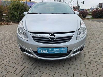 Używany Opel Corsa Selection 80 KM (58 kW) 2009 Srebrny Hatchback