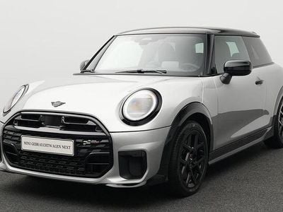 Grau Gebraucht 2024 Mini Cooper Kleinwagen | 28.099 € (Fairer Preis)