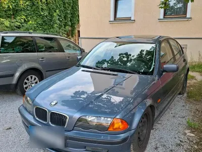 Gebraucht BMW 318 1999 Blau Limousine