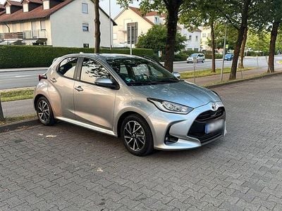 Gebraucht Toyota Yaris Team 116 PS (85 kW) 2022 Limousine