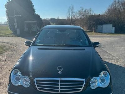 Gebraucht Mercedes C180 143 PS (105 kW) 2005 Schwarz Limousine