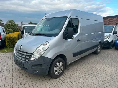 Gebraucht Renault Master 125 PS (91 kW) 2012 Silber Limousine